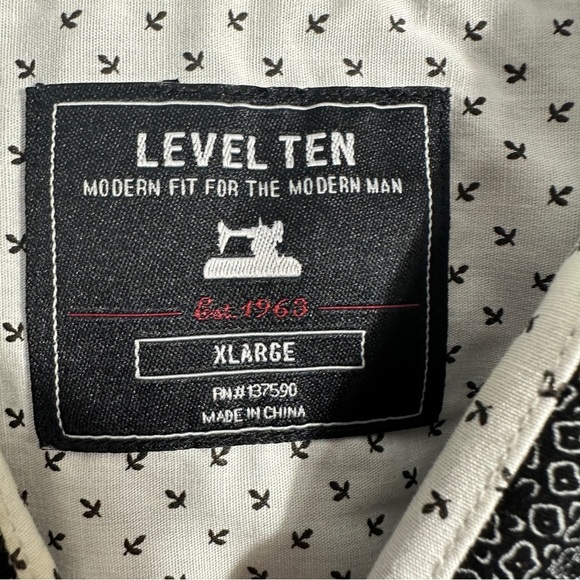 Level Ten Black Patterned Casual Button Down Shirt, size XL, cotton, fall - Picture 4 of 10